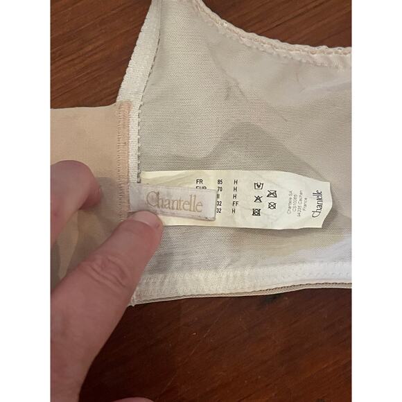 Chantelle lightly lined underwire nude t-sirt bra sz 32H - Picture 2 of 7